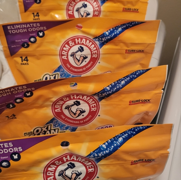 Arm and hammer detergent pods bundle 5 packs - Picture 3 of 3